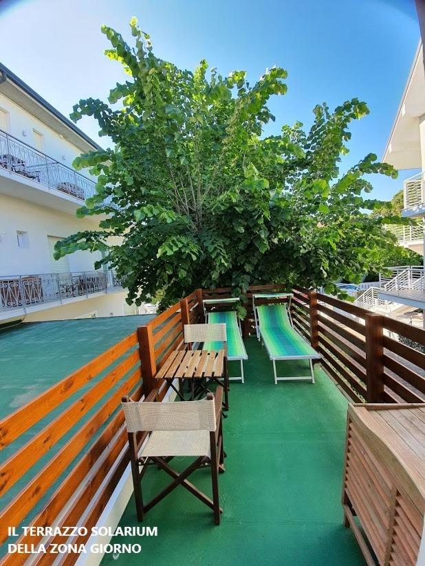 B&B Airone Cervia - Camere E Appartamenti Eksteriør billede