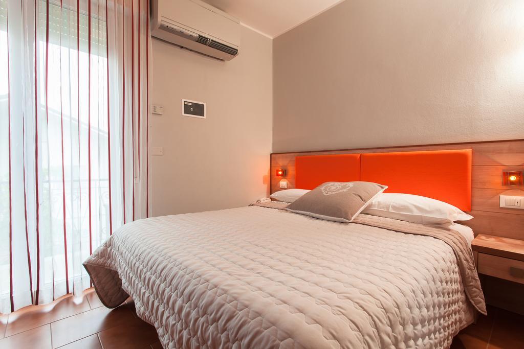 B&B Airone Cervia - Camere E Appartamenti Eksteriør billede